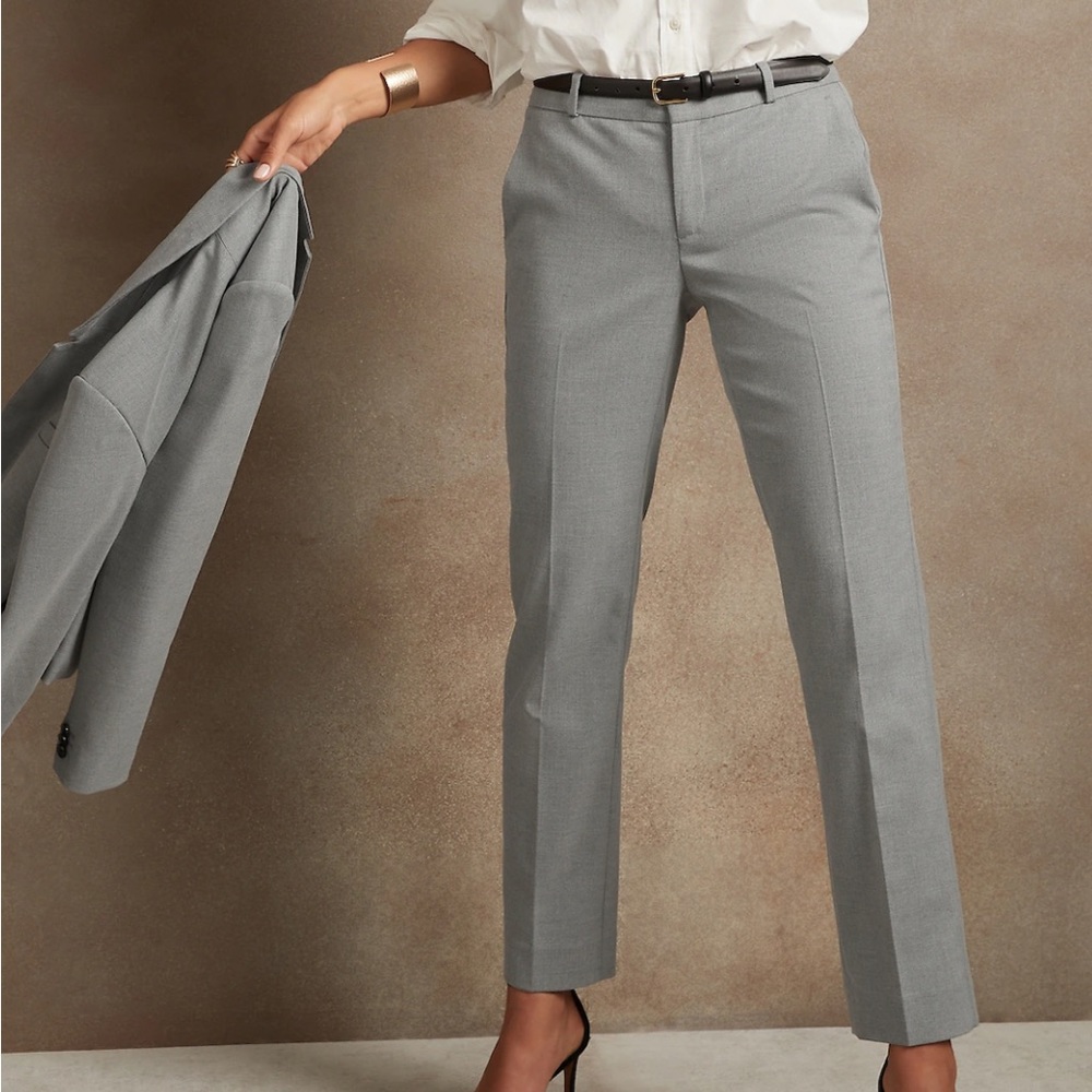 NWOT Express Gray Straight Pants Size 2